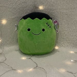8” Squishmallow “Frankie”